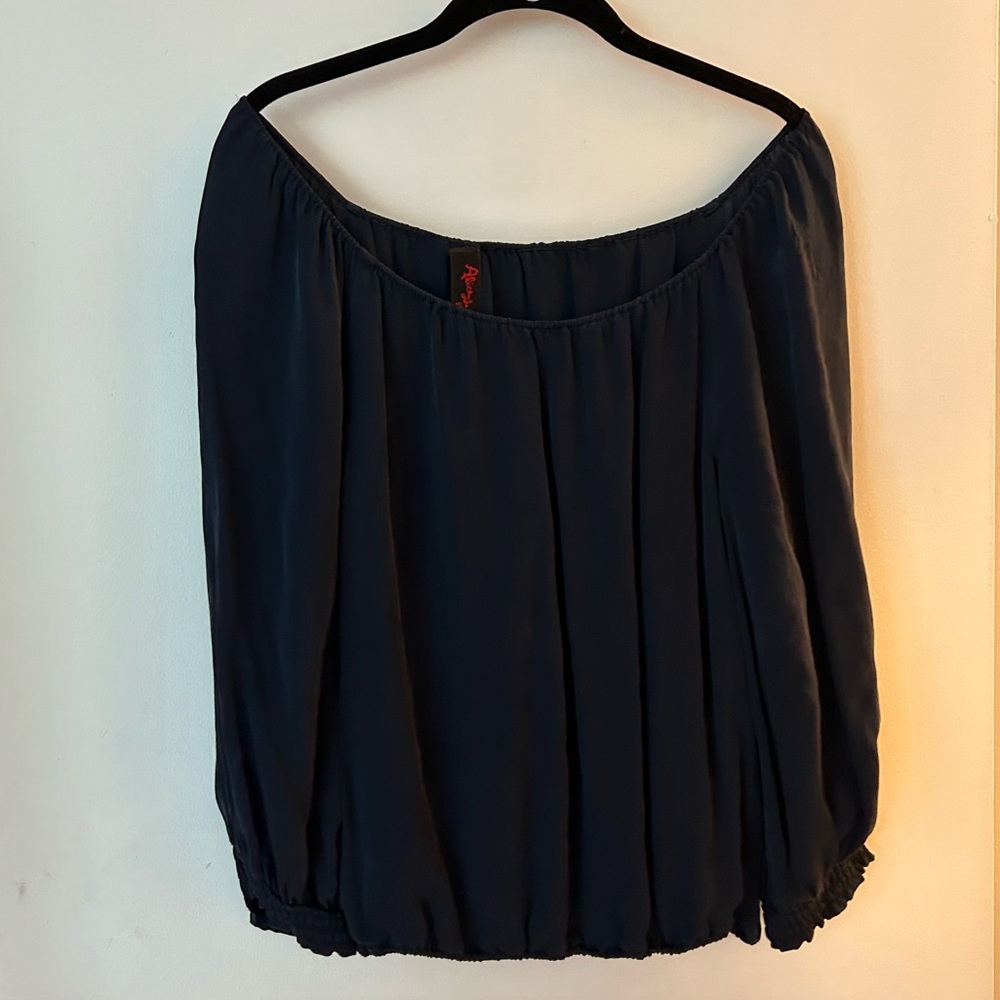 Alice and Olivia off the shoulder/shoulder top